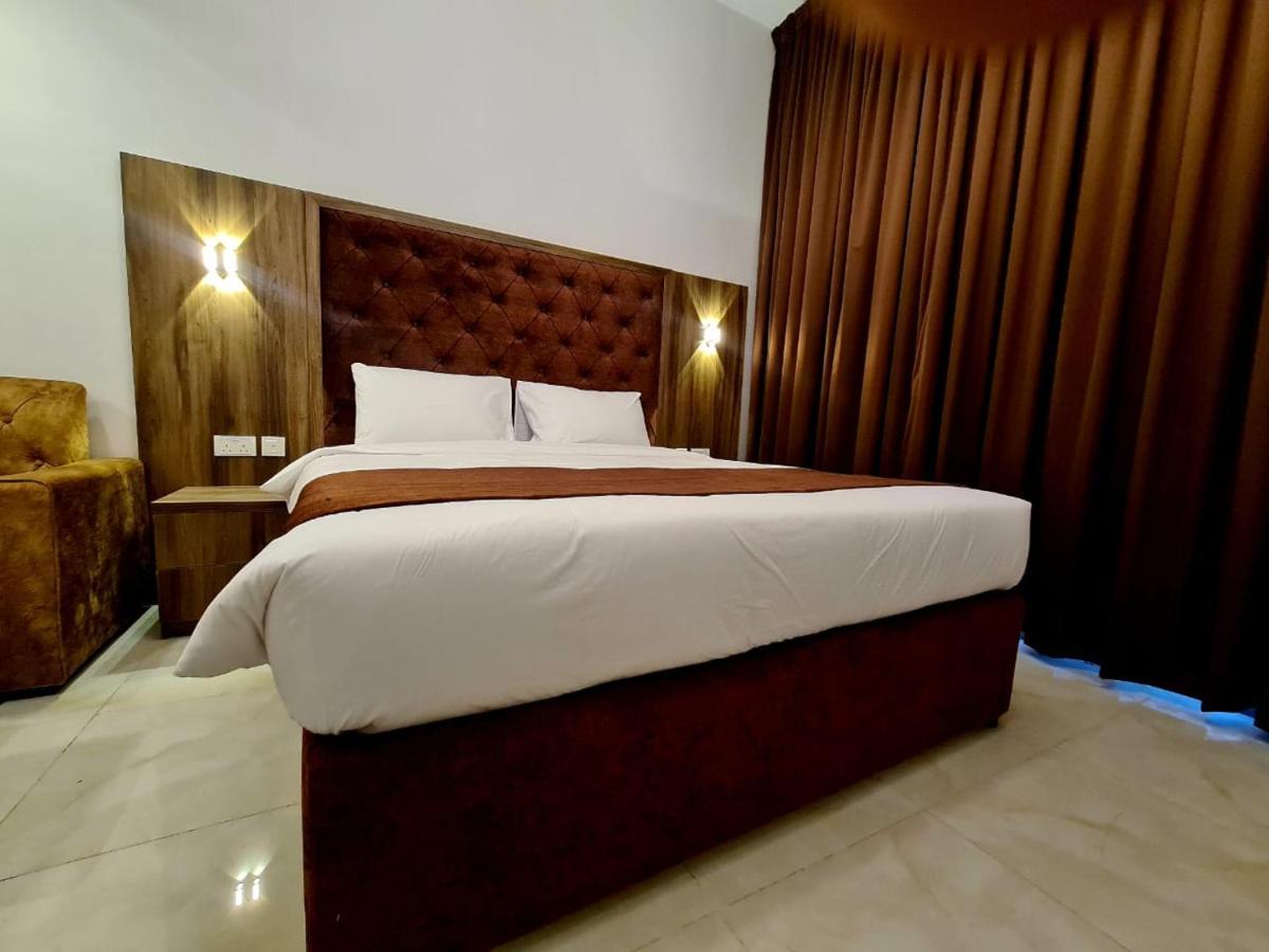 New Dream Plaza Hotel Apartment ドバイ エクステリア 写真