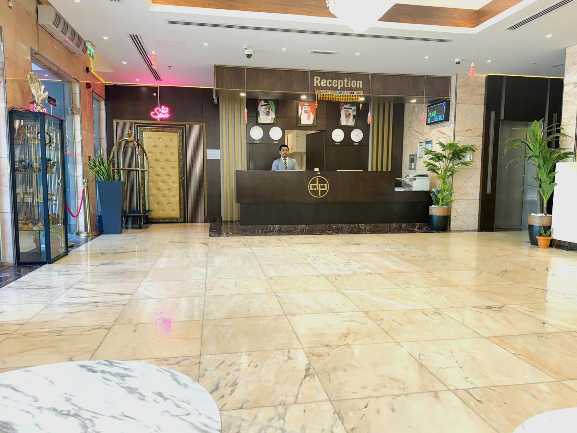 New Dream Plaza Hotel Apartment ドバイ エクステリア 写真